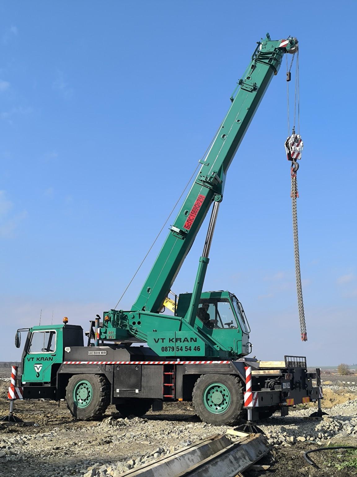 Liebherr 25T Crane for Hire in Burgas