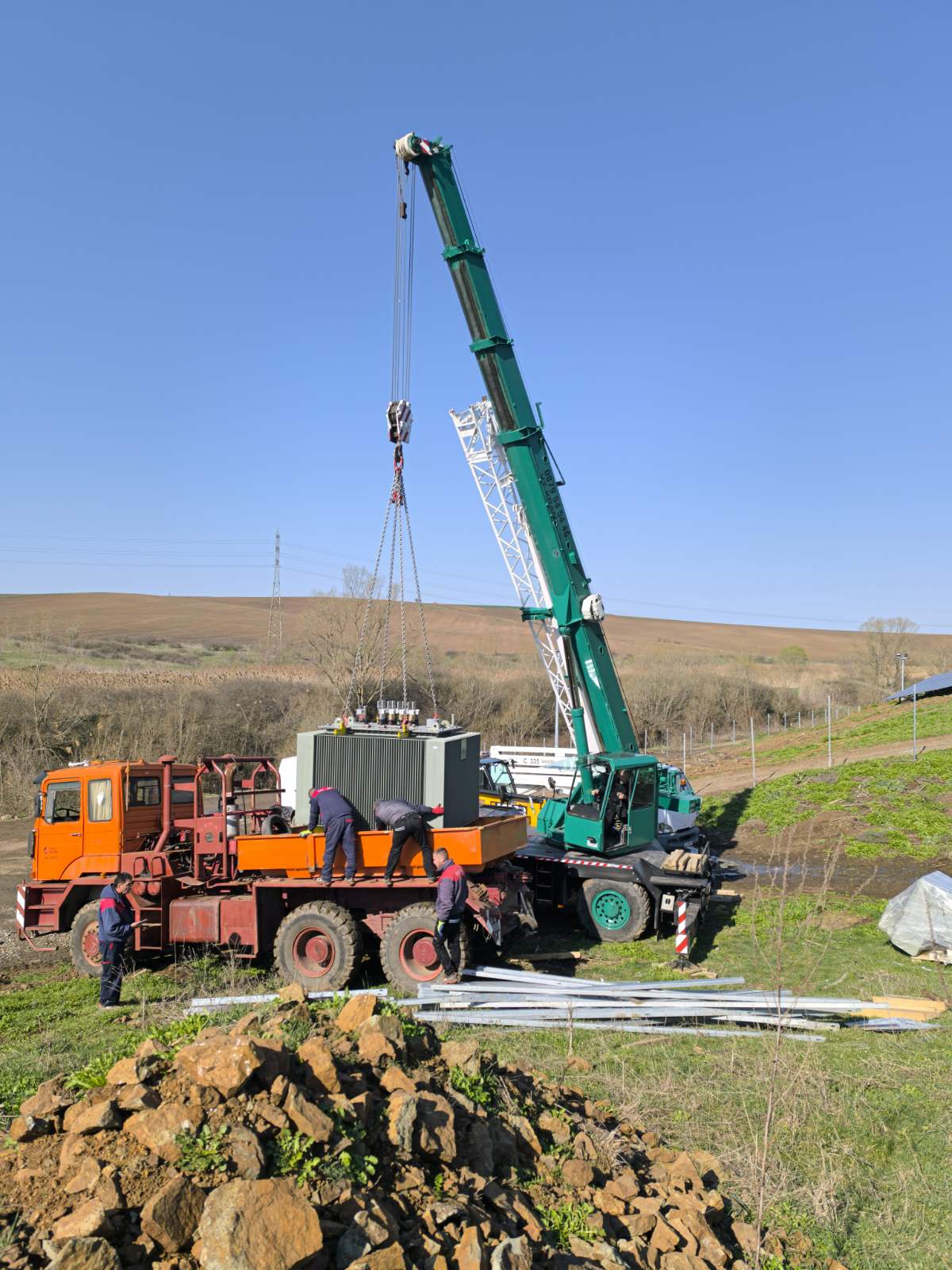Liebherr 25T Crane for Hire in Burgas