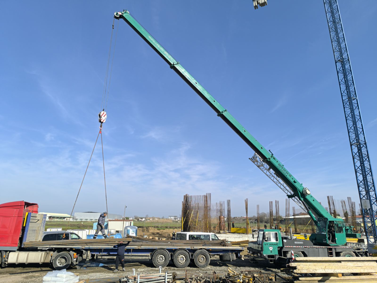 Liebherr 25T Crane for Hire in Burgas